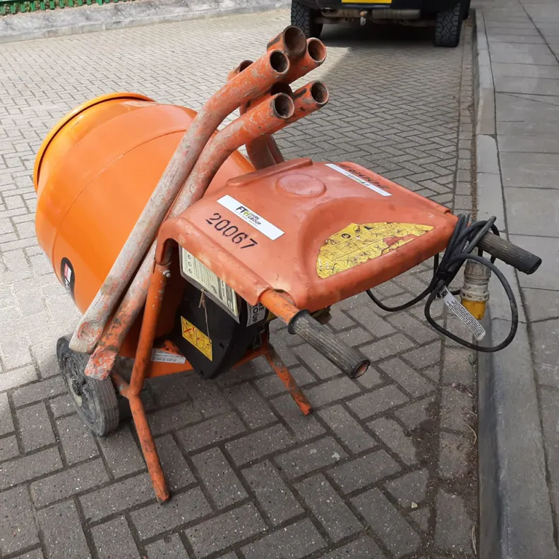Belle 110v Mixer